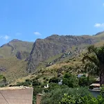 Oda ve Kahvaltı Raggio Di Sole 3*