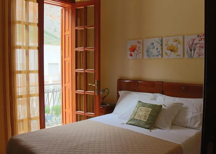 Bed & Breakfast Raggio Di Sole 3*