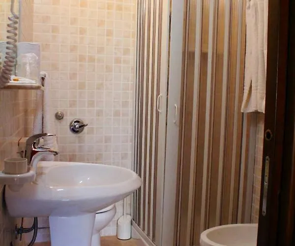 Raggio Di Sole Bed & Breakfast 3*